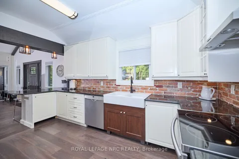 866 OAKHILL Boulevard, Fort Erie, ON L0S 1N0