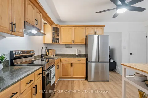 101 Murray St, Brantford, ON N3S 5P3