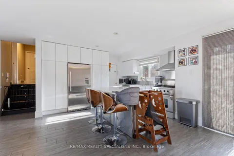 489 CHIDDINGTON Ave, London, ON N6C 2W1