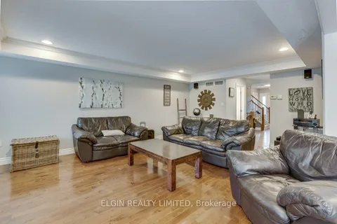 23 Hagerman Cres, St. Thomas, ON N5R 6M2