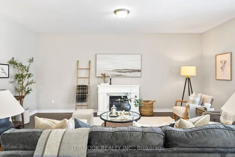 6 Milner Crt, Kawartha Lakes, ON K9V 0L2