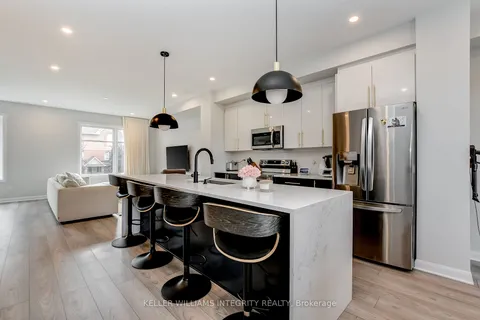 31 LAKEPOINTE Dr, Orleans - Cumberland and Area, ON K4A 5K6