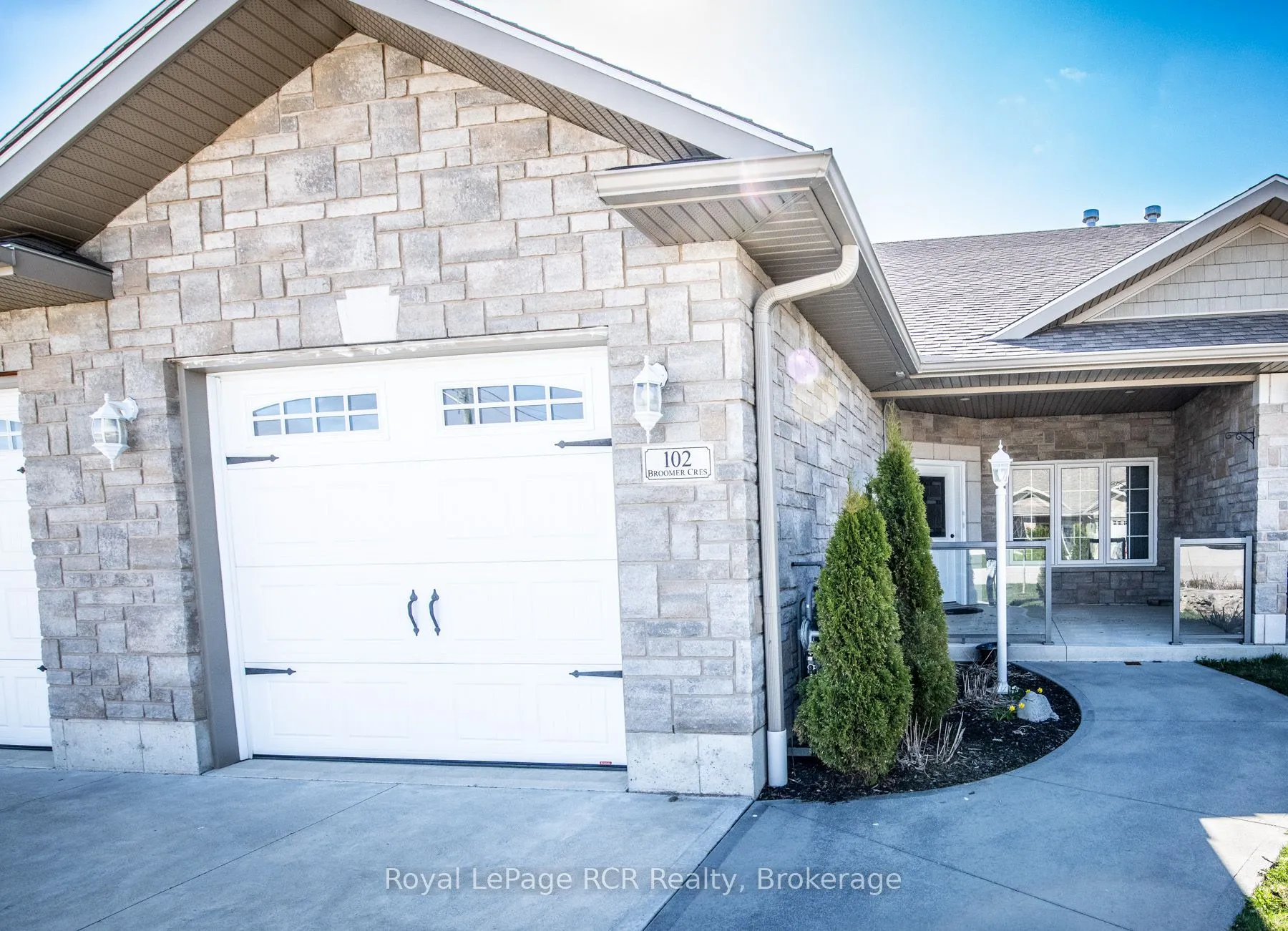 102 Broomer Crescent, Wellington North, ON N0G 2L4