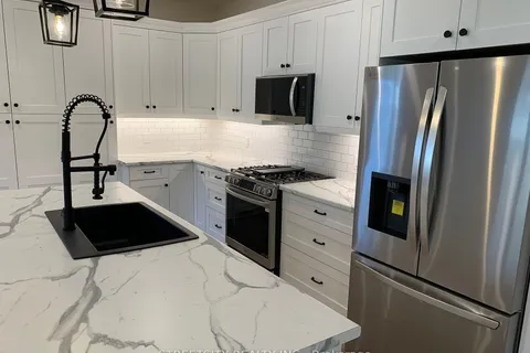 170 SIMPSON St, Southwest Middlesex, ON N0L 1M0