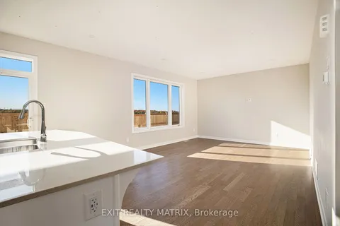 328 APPALACHIAN Circ, Barrhaven, ON K2J 6X3