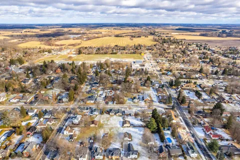 205 Leamon Street, Norfolk, ON N0E 1Y0