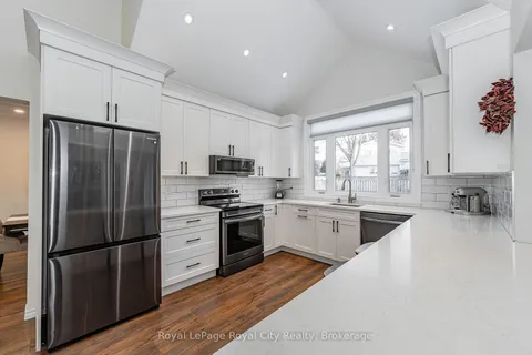 10 Freshmeadow Way, Guelph, ON N1K 1R7