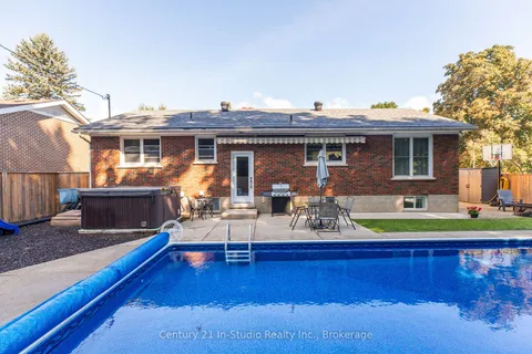 583 6th St, Owen Sound, ON N4K 3L2