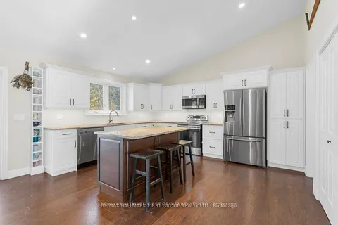 385 Flatrock Rd, Tweed, ON K0K 2Y0