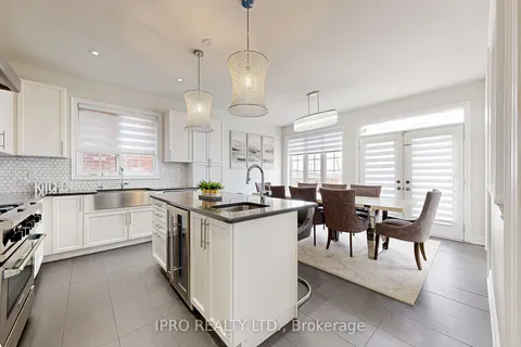 4 Brigham Ave, Hamilton, ON L0R 1C0