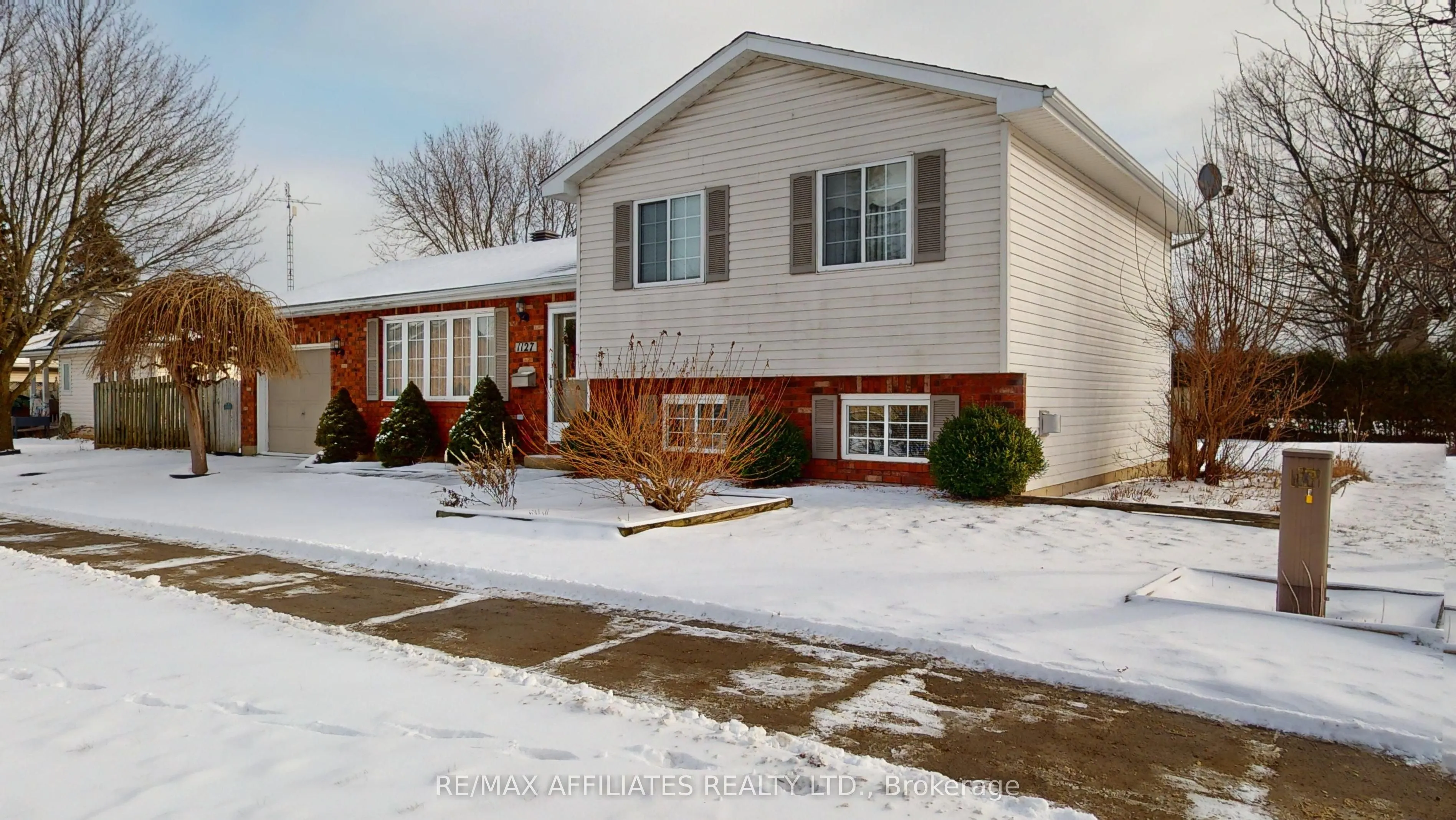 1127 Cuthbertson Avenue, Brockville, ON K6V 7A7