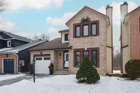 4 Greer St, Stittsville - Munster - Richmond, ON K2S 1H8