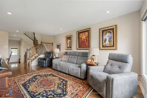 2233 MARBLE Cres, Clarence-Rockland, ON K4K 0G9