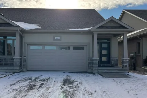118 Athabaska Dr, Belleville, ON K8N 0V6