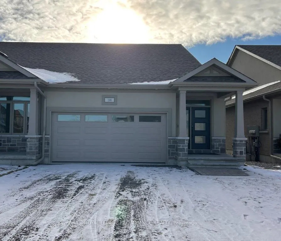 118 Athabaska Dr, Belleville, ON K8N 0V6