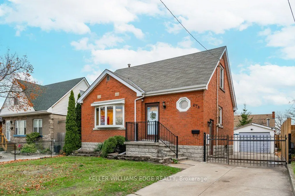 678 Brighton Ave, Hamilton, ON L8H 6H4