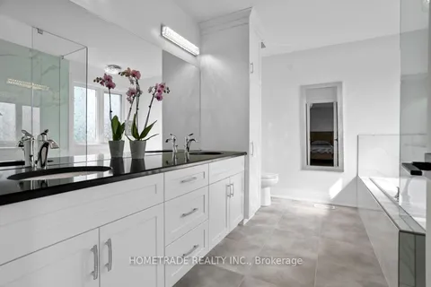 123 Susan Dr, Pelham, ON L0S 1E6
