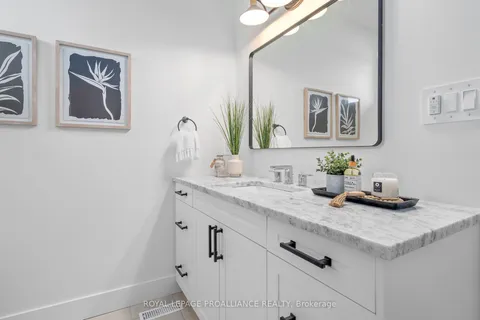 235 Michael's Way, Prince Edward County, ON K0K 1L0
