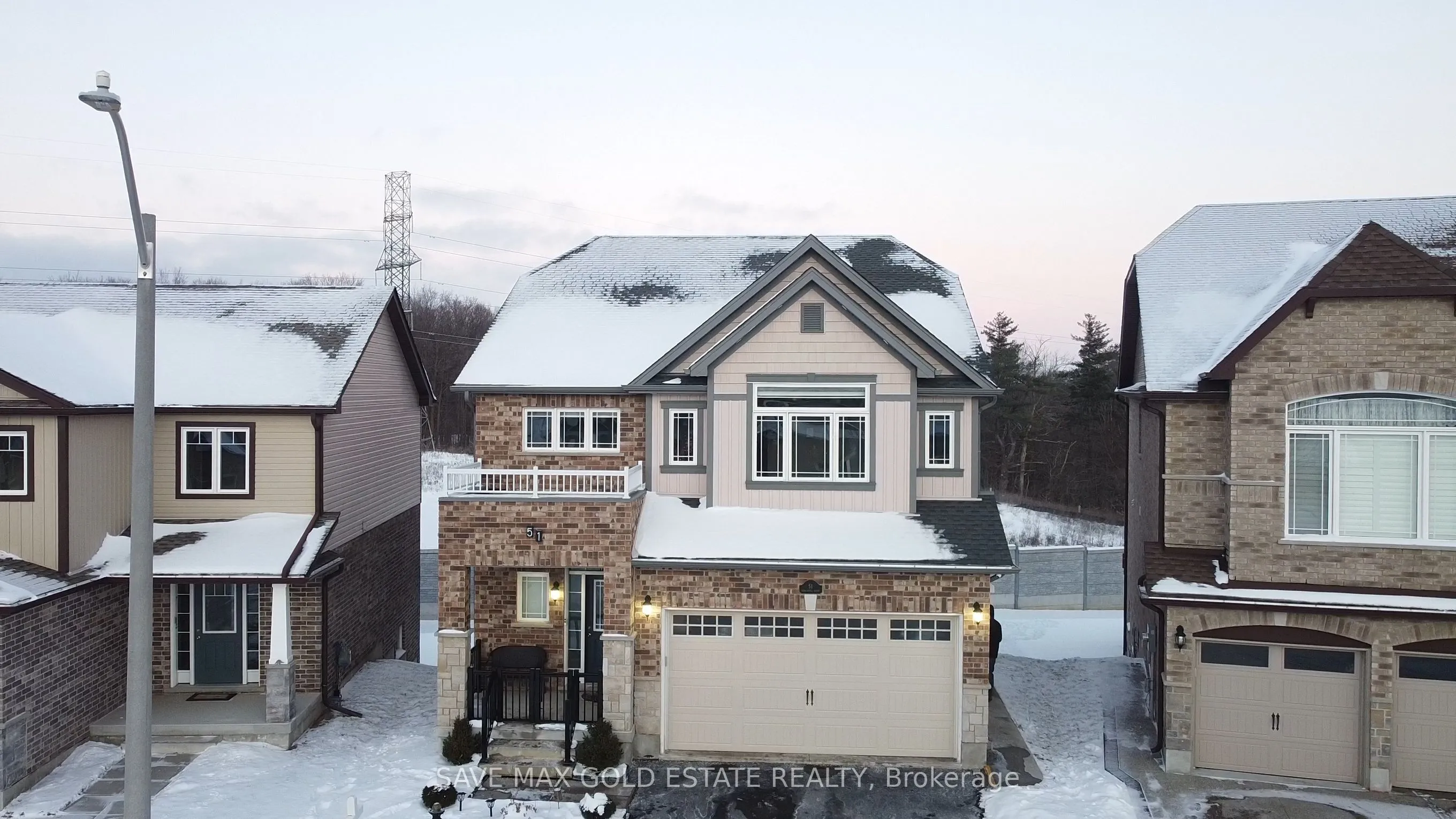 51 Newcastle Court, ON N2R 0G7