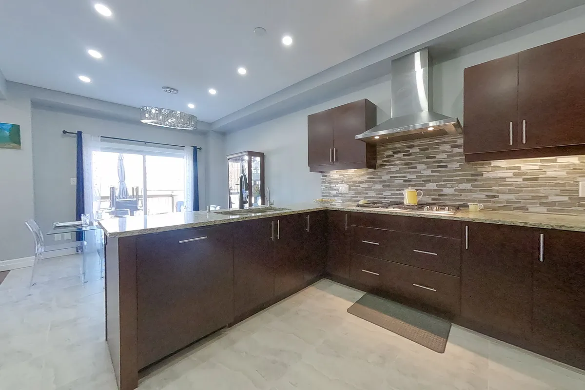 51 Newcastle Court, ON N2R 0G7