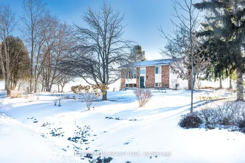 528 River Rd, Mississippi Mills, ON K0A 1A0