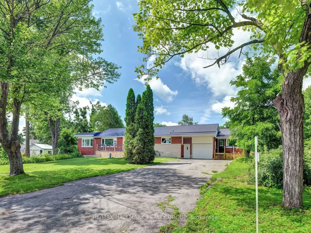 8692 BANK Street, Greely - Metcalfe - Osgoode - Vernon and Area, ON K0A 3J0