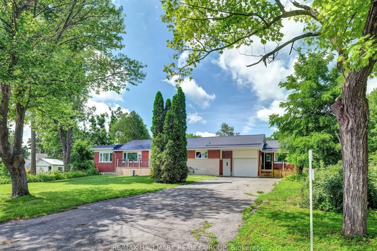 8692 BANK Street, ON K0A 3J0