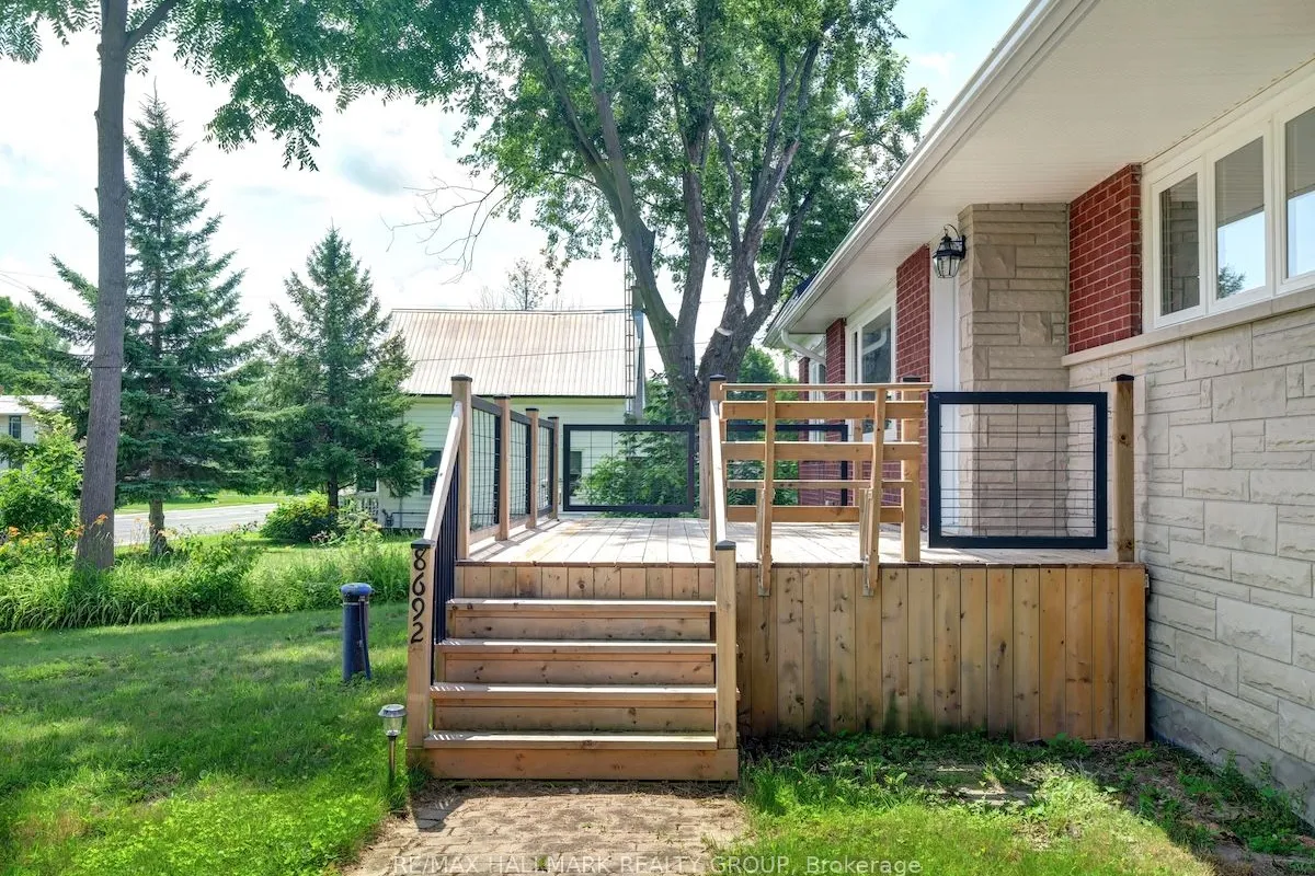 8692 BANK Street, ON K0A 3J0