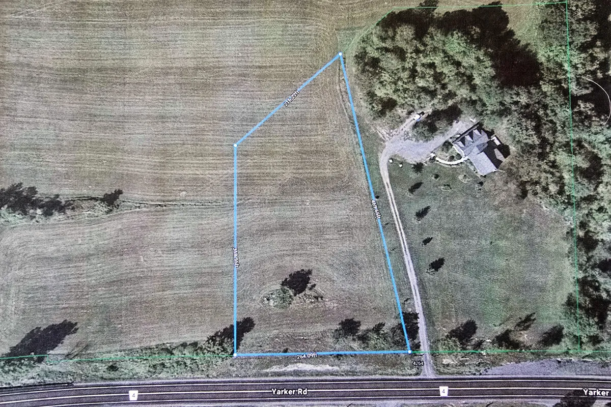 4272 Yarker Road, ON K0H 1V0