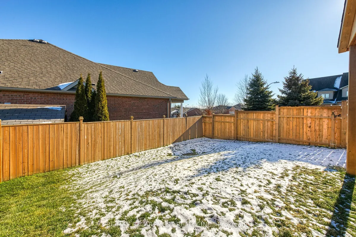 29 MILLCROFT Drive, ON N3Y 0B1