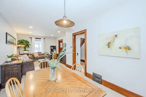 32 Tiffany St, Guelph, ON N1H 1X5