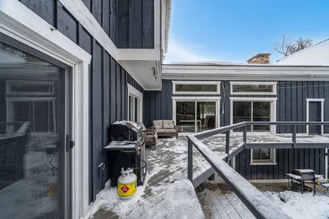 7 Shell Cres, Mono, ON L9W 2Y8