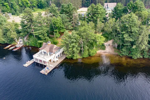 1020 BIRCH GLEN Road, Lake of Bays, ON P0B 1A0