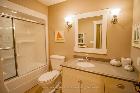 1020 BIRCH GLEN Road, Lake of Bays, ON P0B 1A0