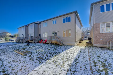 41 Cole Crescent, Brantford, ON N3T 0P4