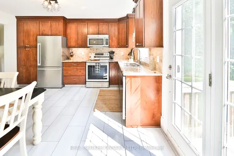 8 Benjamin Lane, North Grenville, ON K0G 1J0