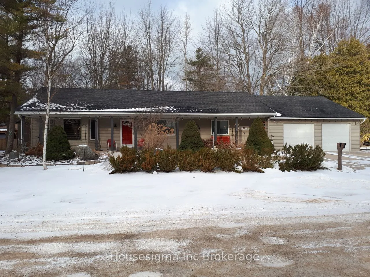 6360 William-Milliken Road, Lambton Shores, ON N0N 1J3