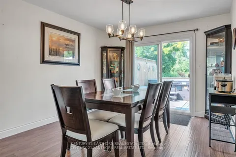 12 MCCABE St, Greater Napanee, ON K7R 3P6