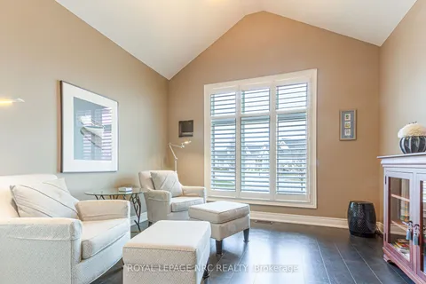 17 Stoneridge Crescent, Niagara-on-the-Lake, ON L0S 1J1