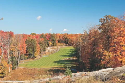 303 Clearwater Lake Rd, Huntsville, ON P0B 1L0