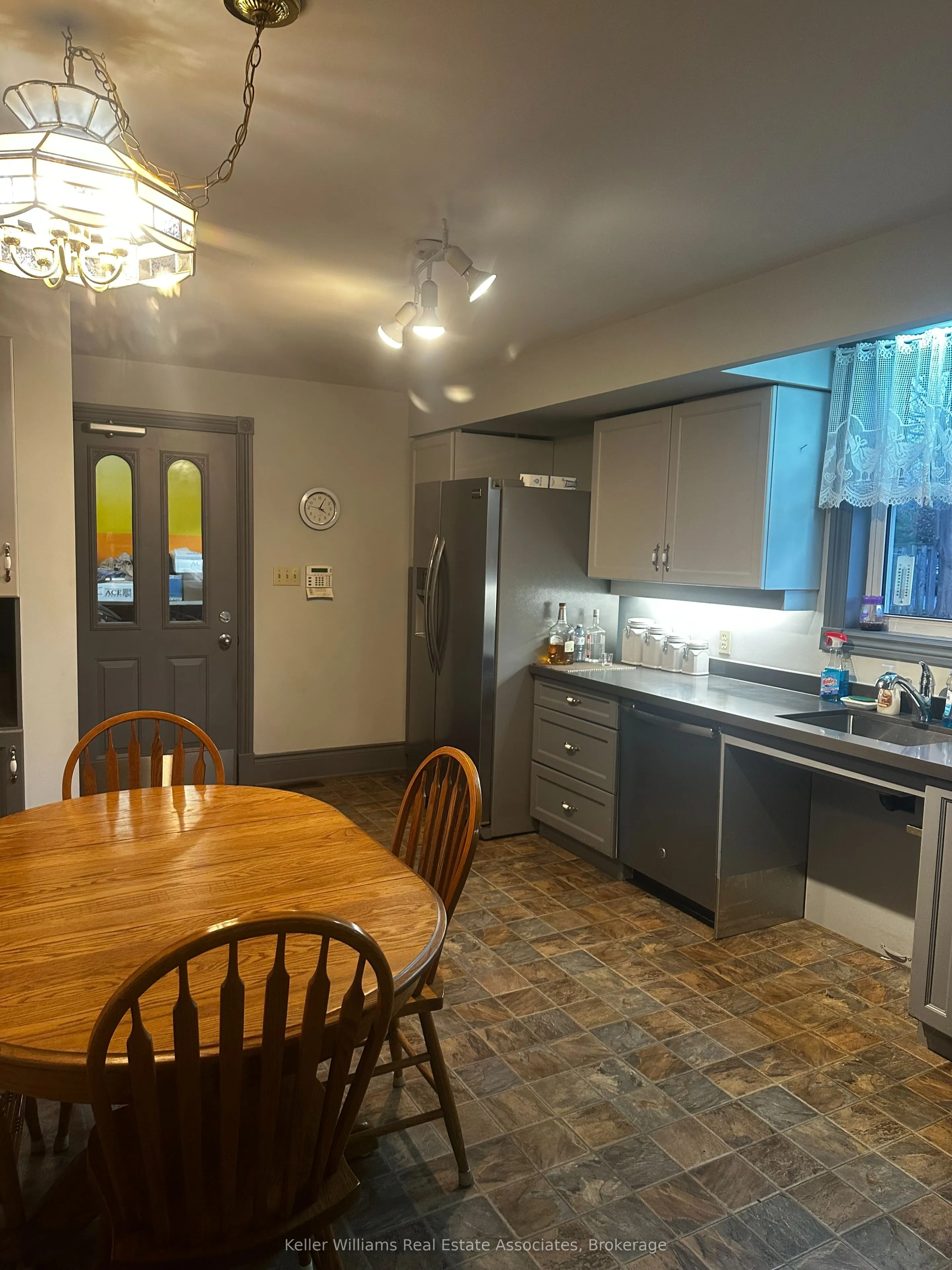 860 Muskoka Road, Gravenhurst, ON P1P 1K3