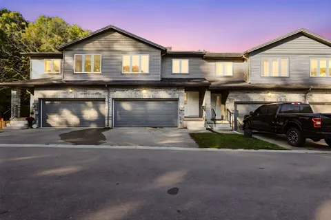 61 Vienna Road, Tillsonburg, ON N4G 0J6