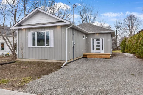 13 Victoria Street, Athens, ON K0E 1B0