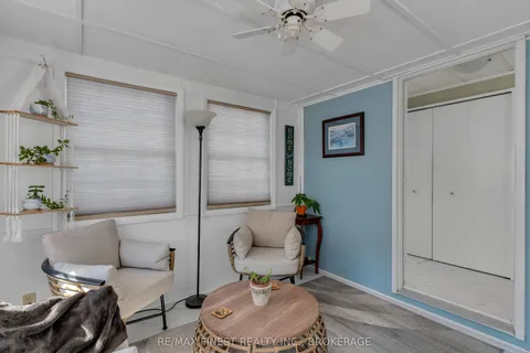 17 ELM Street, Greater Napanee, ON K7R 0E9