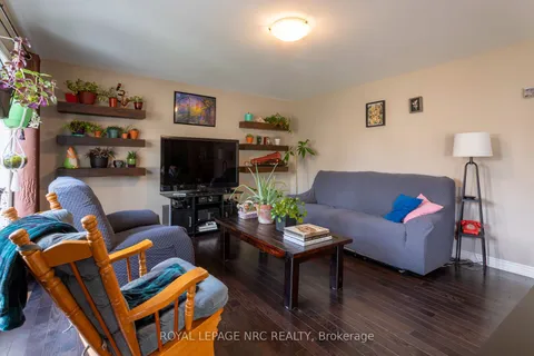 179 Classic Ave, Welland, ON L3B 0A3