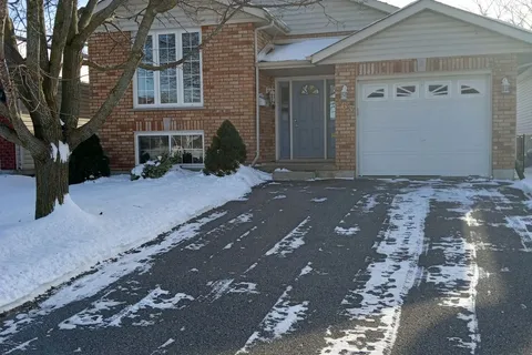 263 Dainton Dr, Peterborough, ON K9H 7N6