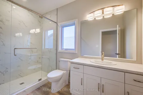 106 South Parkwood Boulevard, Woolwich, ON N3B 0E6