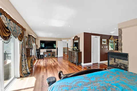 5818 Queenscourt Crescent, Manotick - Kars - Rideau Twp and Area, ON K4M 1K3