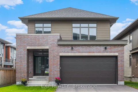 525 Pimiwidon Street, Manor Park - Cardinal Glen and Area, ON K1K 5A1
