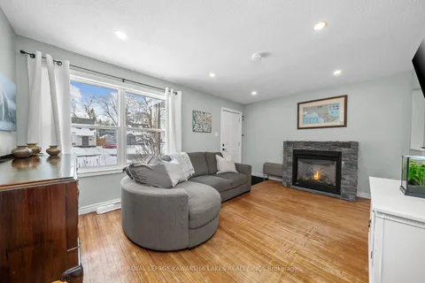 254 Princess Elizabeth Cres, Kawartha Lakes, ON K9V 1P1